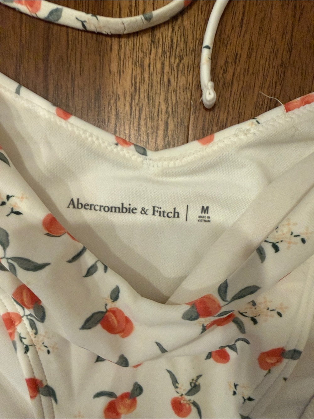 Abercrombie & Fitch peach print bikini & sarong - Picture 3 of 4